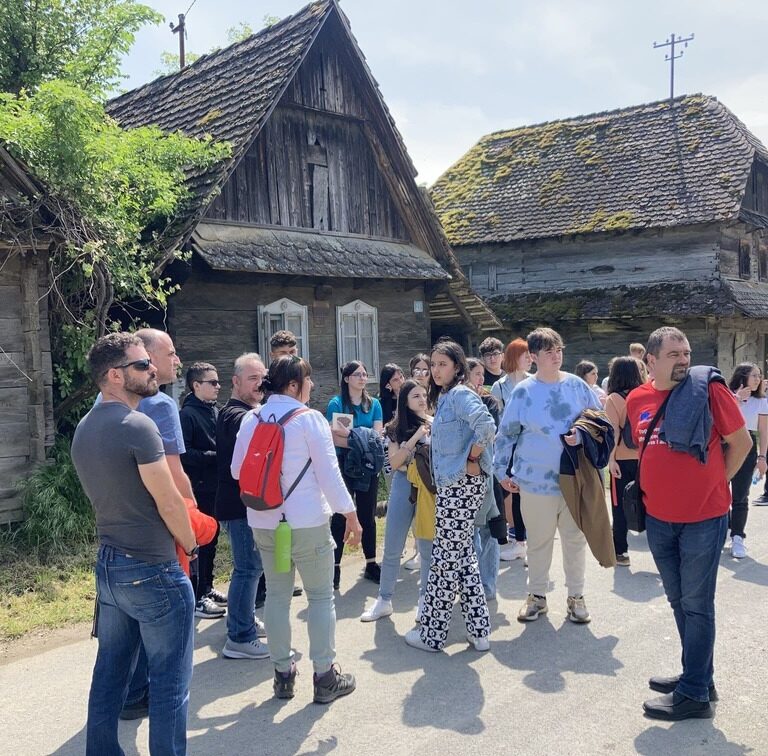 ERASMUS + DÍA 3: PARQUE NATURAL CERCA DE JASENOVAC