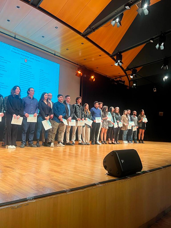 PREMIOS DE EDUCACIÓN