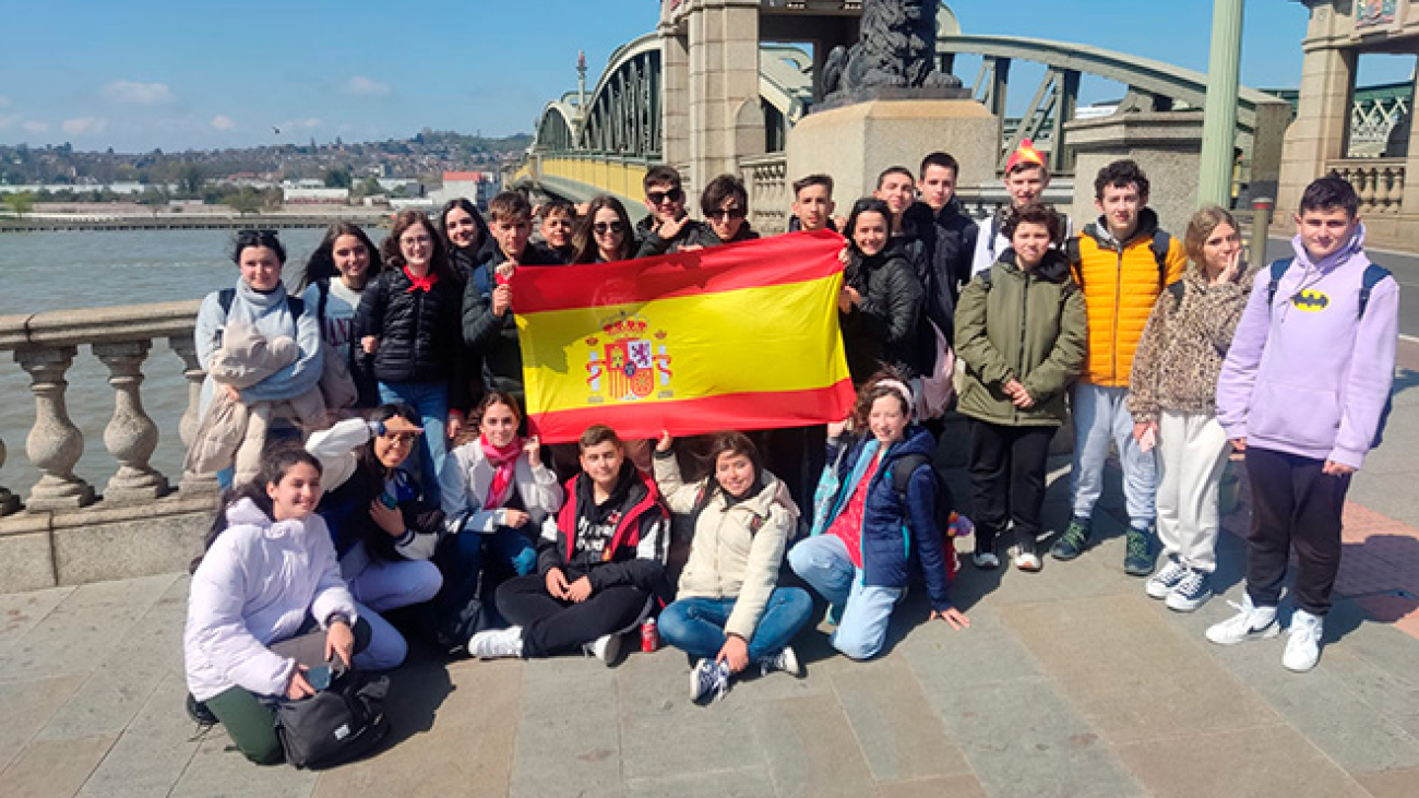 web1b94c8424-83a2-49b2-8703-dafdfd7cf929