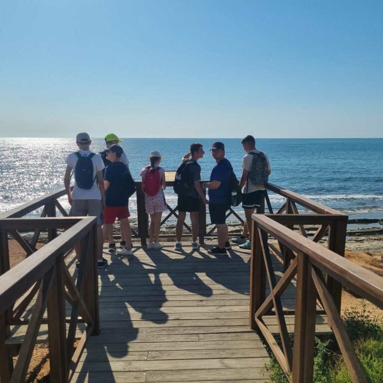 EL AULA ABIERTA EN LA PLAYA DE MIL PALMERAS
