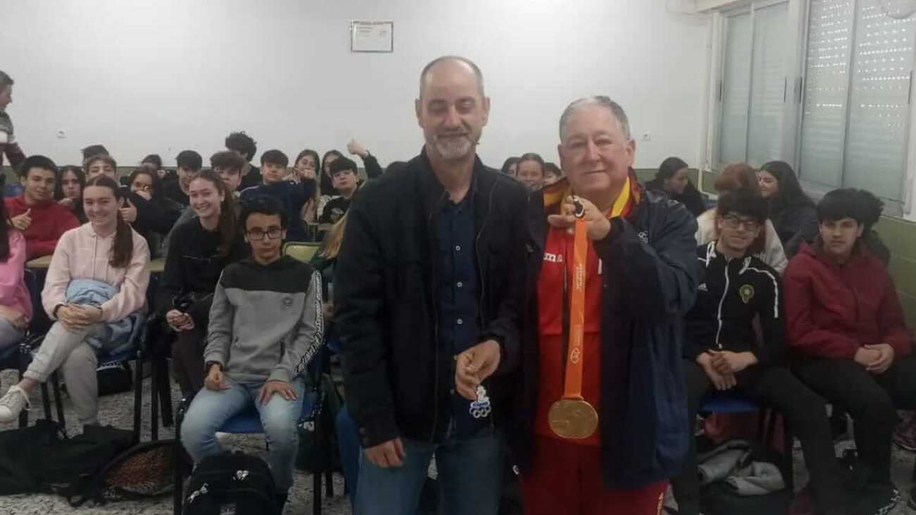 6CCC0E84-20D0-477B-AAA2-D2EE8C7DA277